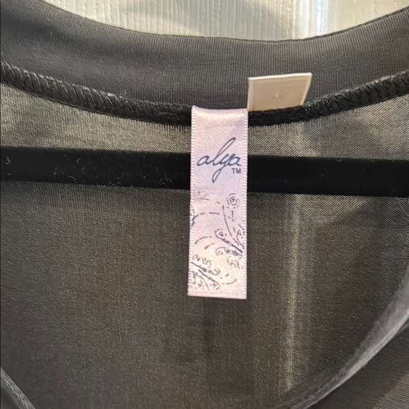 Vici - Alya  Blouse Relaxed Style - Picture 2 of 5